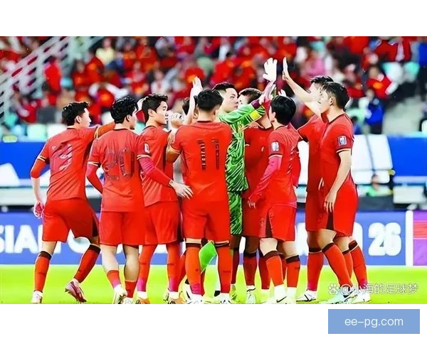 中国男足顽强战平日本引爆舆论球迷热议国足新希望与亚洲格局变化
