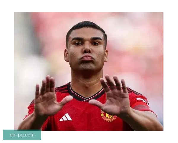 卡塞米罗足总杯决赛未入首发引发转会猜测 曼联未来动向成焦点